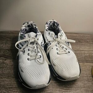Brooks Ghost White/Black Camo Mesh~8.5
